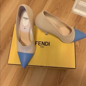 New women’s Fendy shoes size 38